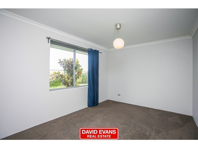 2 Scarlet Close, Tapping WA 6065