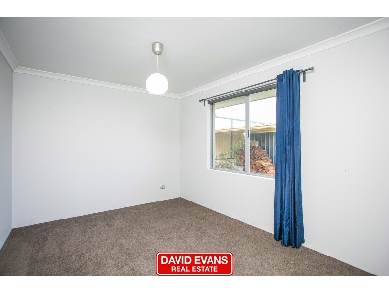 2 Scarlet Close, Tapping WA 6065