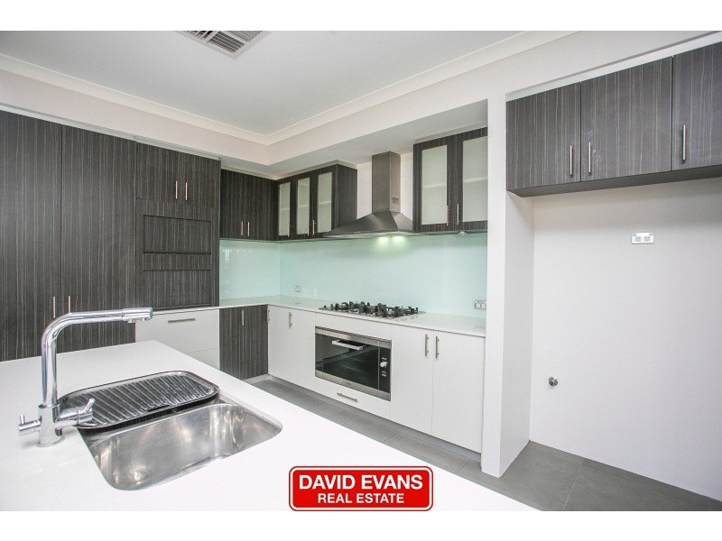 2 Scarlet Close, Tapping WA 6065