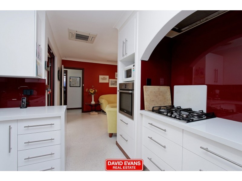 13 Walter Way, Hamersley WA 6022