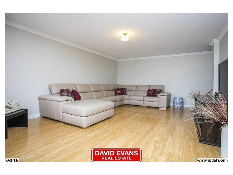 2 Turner Parkway, Carramar WA 6031