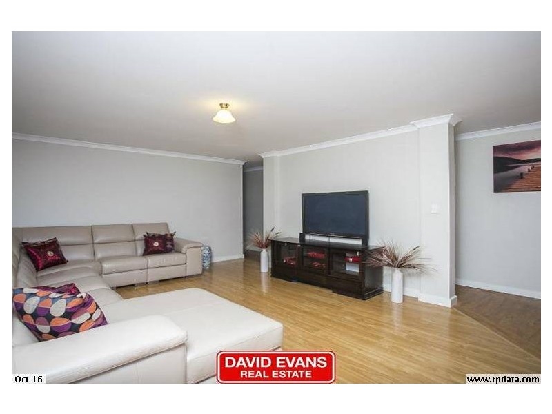 2 Turner Parkway, Carramar WA 6031