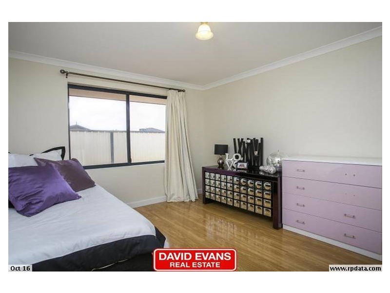 2 Turner Parkway, Carramar WA 6031