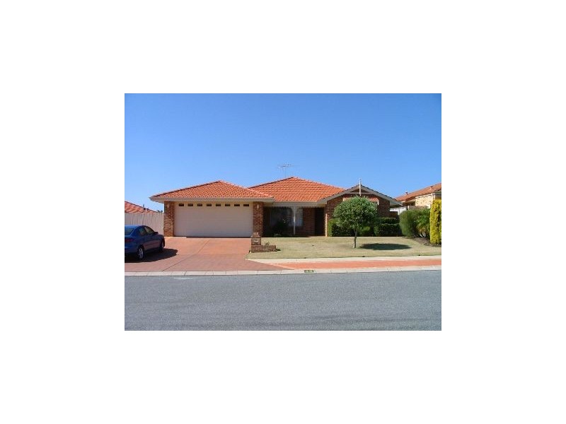 35 Cadoux Loop, Hocking WA 6065