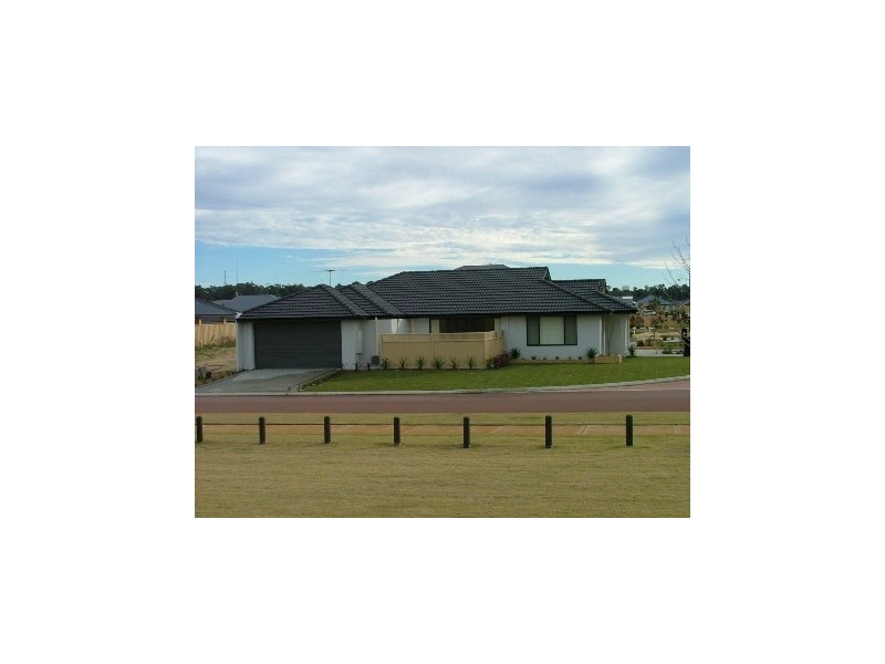 22 Vermont Approach, Hocking WA 6065