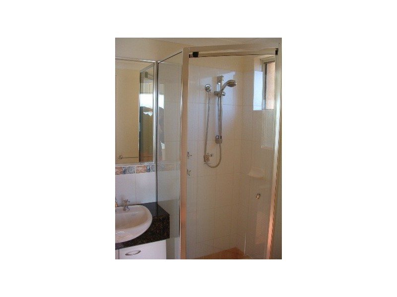 17/2 Plaistow Street, Joondalup WA 6027