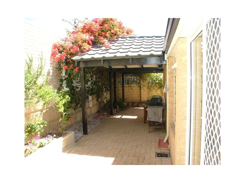 35 Delonix Circle, Woodvale WA 6026