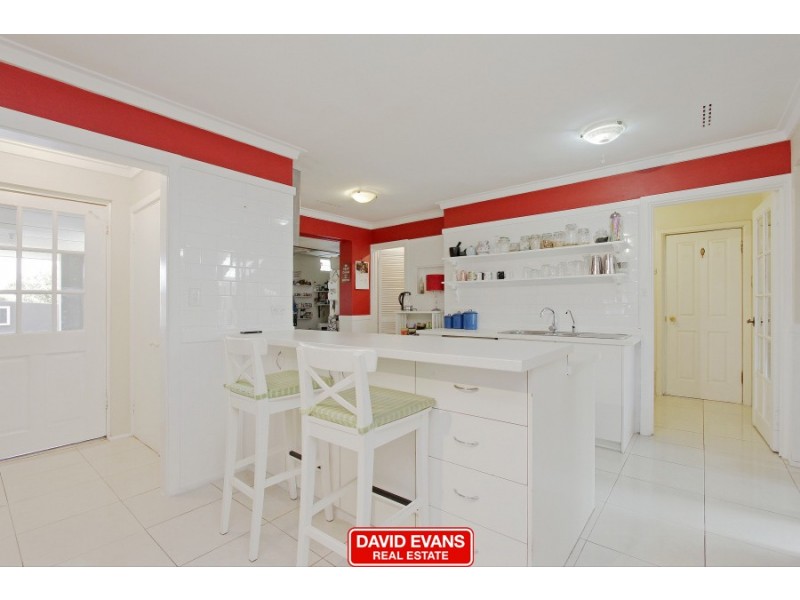 36 Felstead Crescent, Hamersley WA 6022