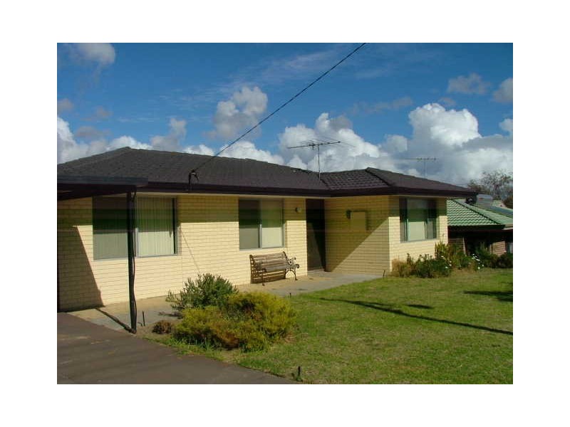 4 Yardoo Court, Wanneroo WA 6065