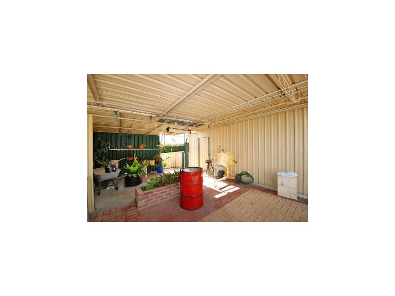 7 Hemsey St, Balga WA 6061