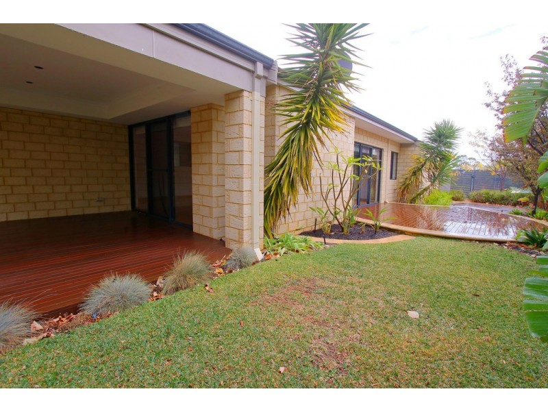 83 Wattle Mews, Hocking WA 6065
