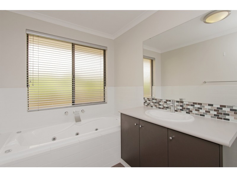 83 Wattle Mews, Hocking WA 6065