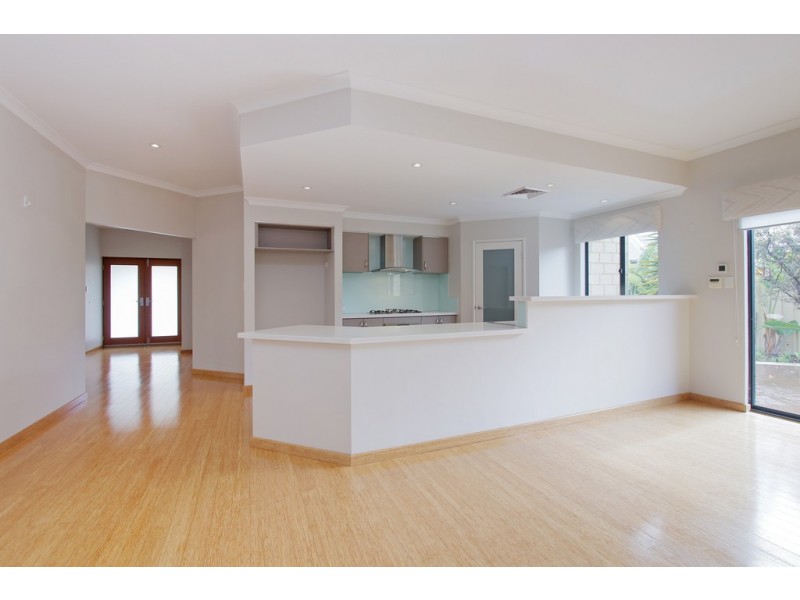 83 Wattle Mews, Hocking WA 6065