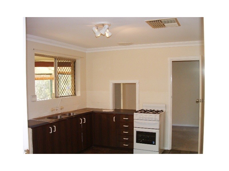 36 Gleddon Way, Hillarys WA 6025