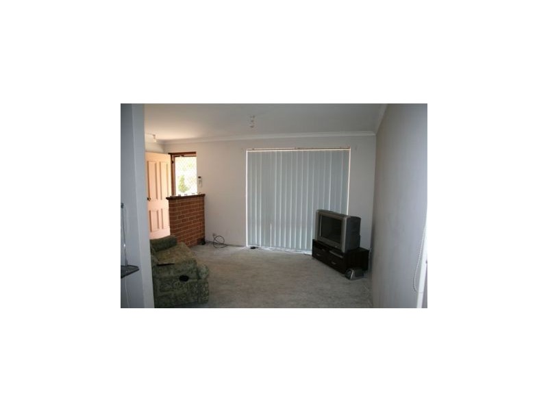 40 Parkview Dve, Ballajura WA 6066