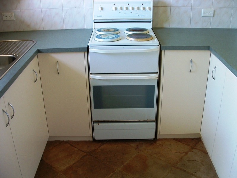 52 Cook Avenue, Hillarys WA 6025