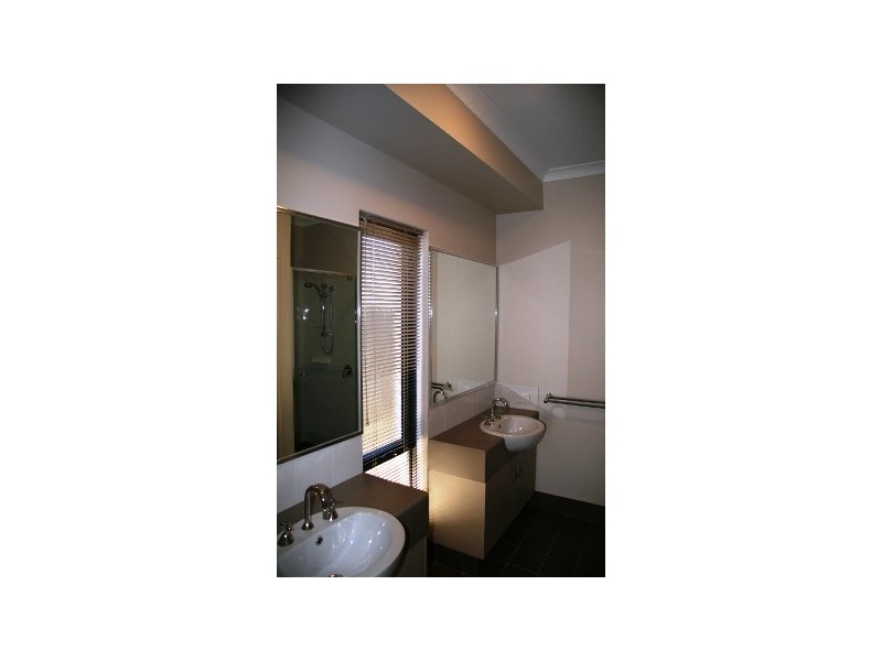 40 Wistful Parade, Aveley WA 6069