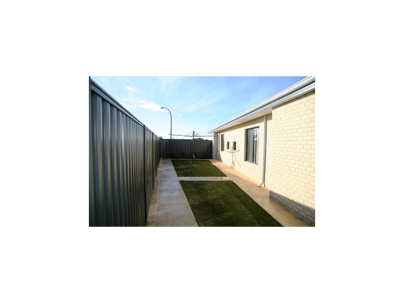 40 Wistful Parade, Aveley WA 6069