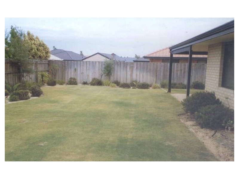 10 Tokara Ave, Henley Brook WA 6055