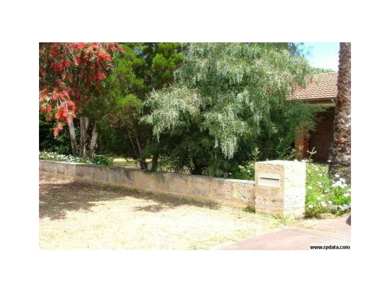 3 Ambleside Close, Balga WA 6061