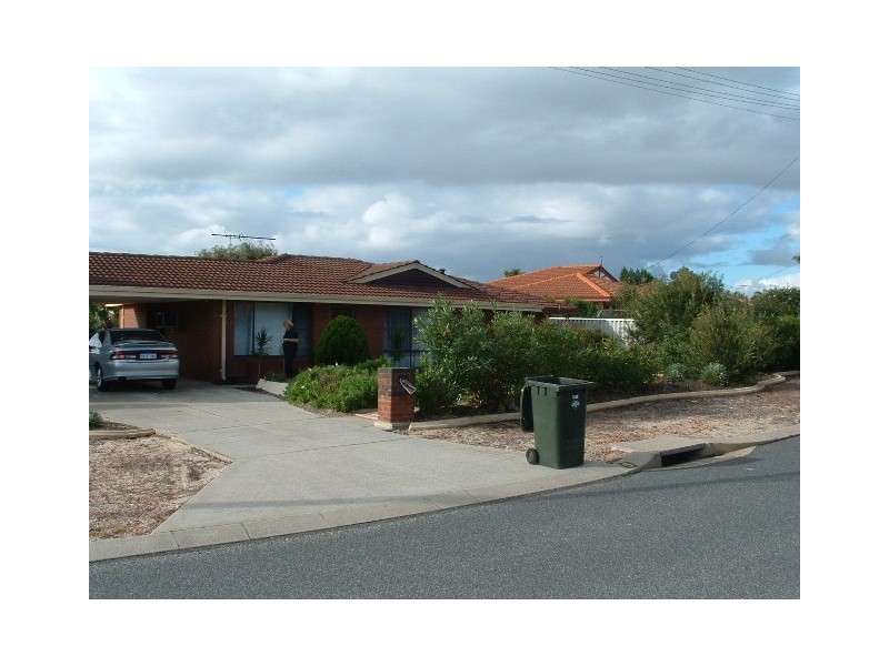 5 Narryer Heights, Marangaroo WA 6064