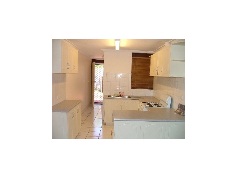 28 Winship Ave, Wanneroo WA 6065