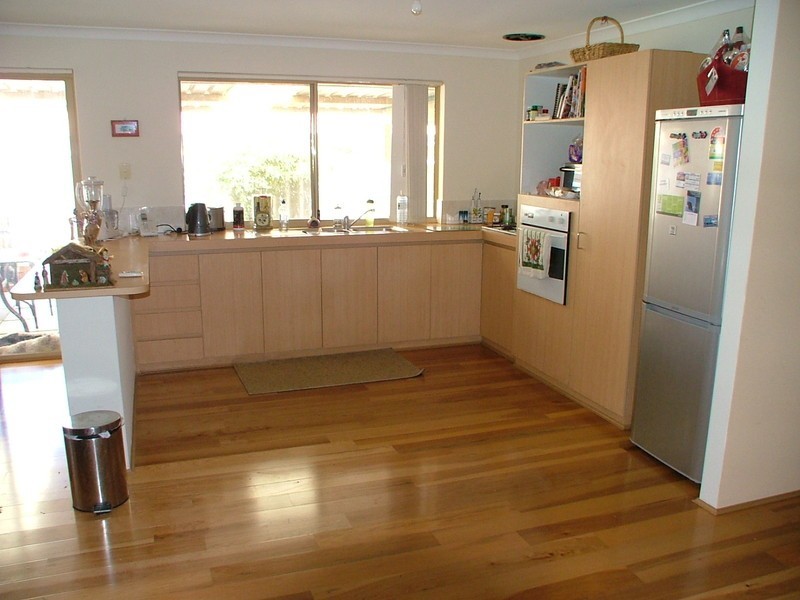 22B Combewood Loop, Carramar WA 6031