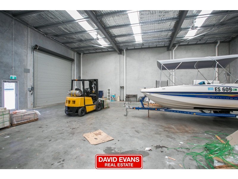 1/16 Lancaster Road, Wangara WA 6065