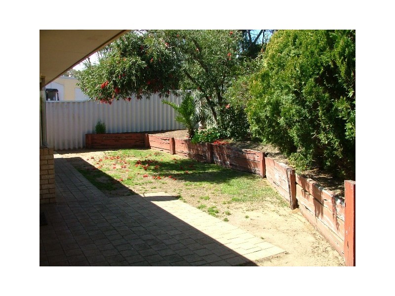 16B Shaw Road, Wanneroo WA 6065