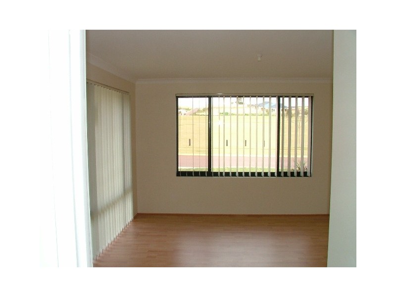 22 Vermont Aproach, Hocking WA 6065