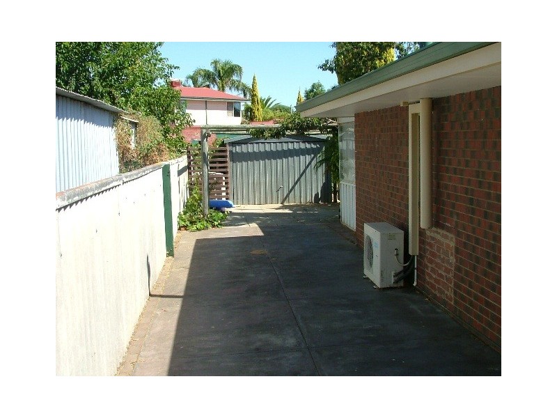 9 Wallawa Street, Wanneroo WA 6065