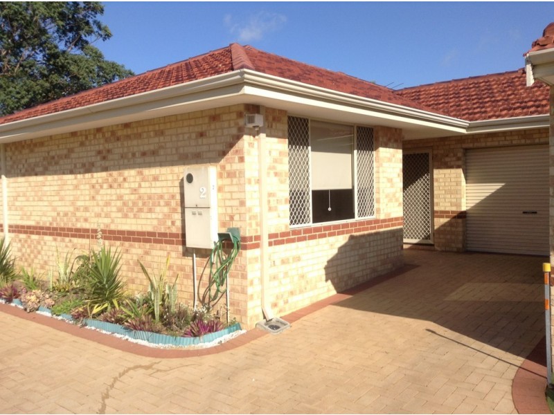 2/664 Beach Road, Hamersley WA 6022