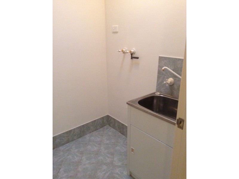 2/664 Beach Road, Hamersley WA 6022