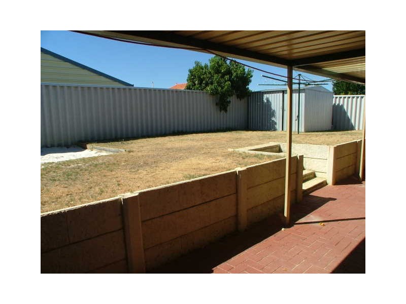 21 Sabine Grove, Alexander Heights WA 6064