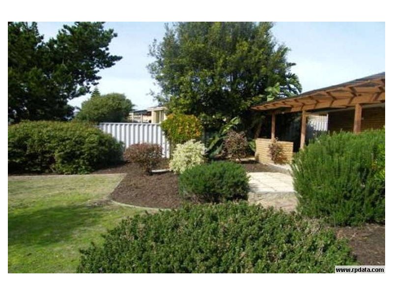 5 Millbrook Grove, Beldon WA 6027