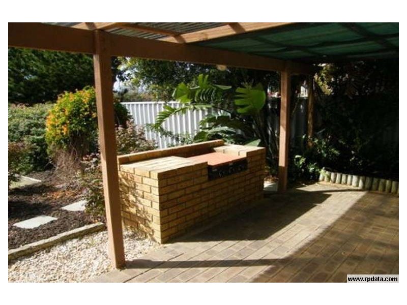 5 Millbrook Grove, Beldon WA 6027