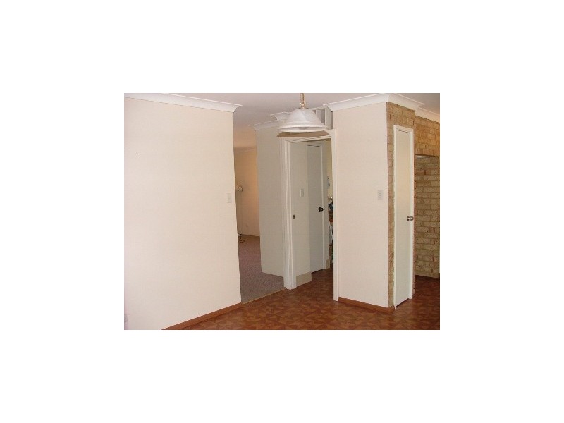 60 Elliot Road, Hocking WA 6065