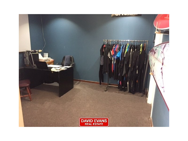 1/12 Buckingham Drive, Wangara WA 6065