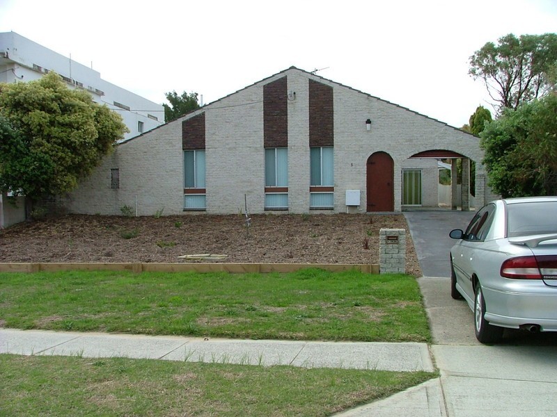 3 Mullaloo Drive, Mullaloo WA 6027