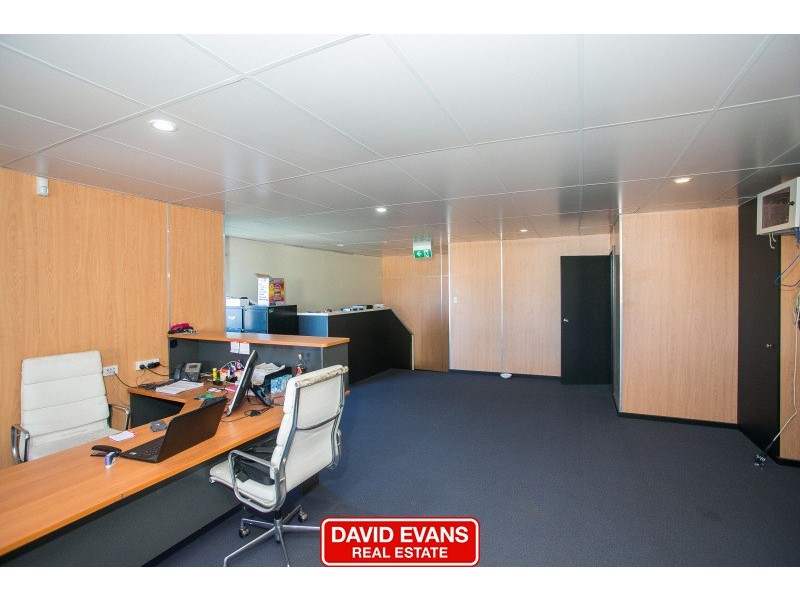 5 Bombardier Road, Wangara WA 6065