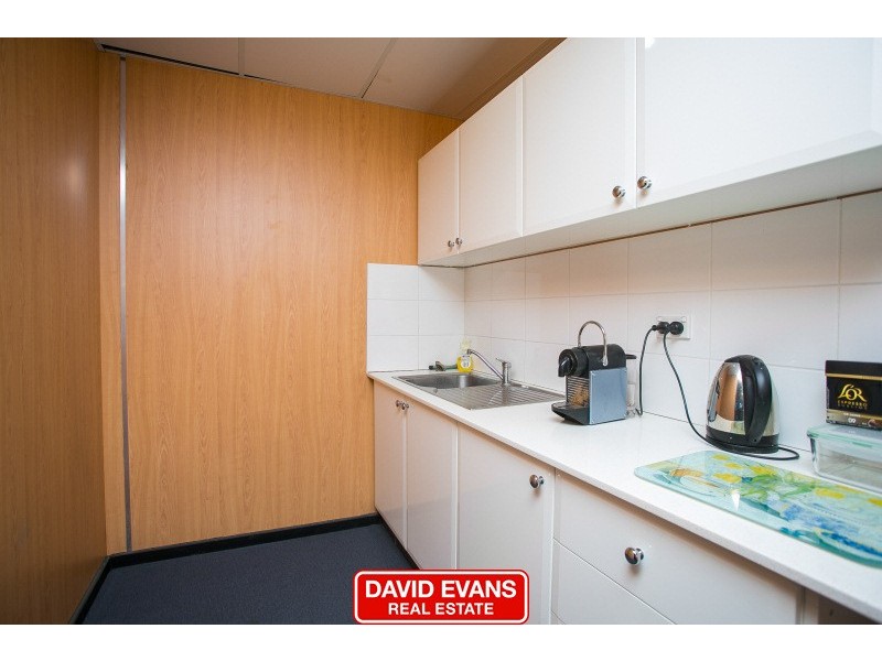 5 Bombardier Road, Wangara WA 6065