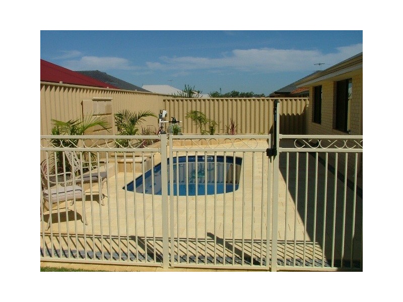 16 COZENS ROAD, Tapping WA 6065