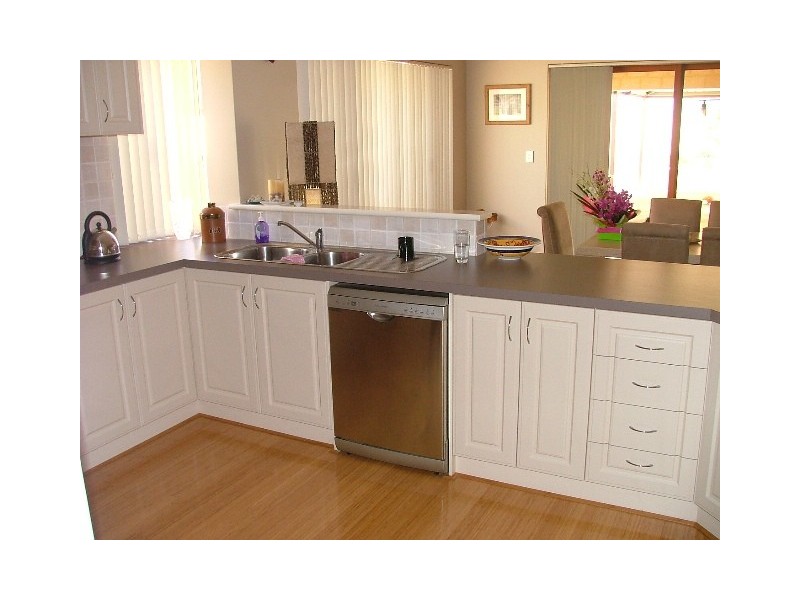 12 DA VINCI DRIVE, Tapping WA 6065