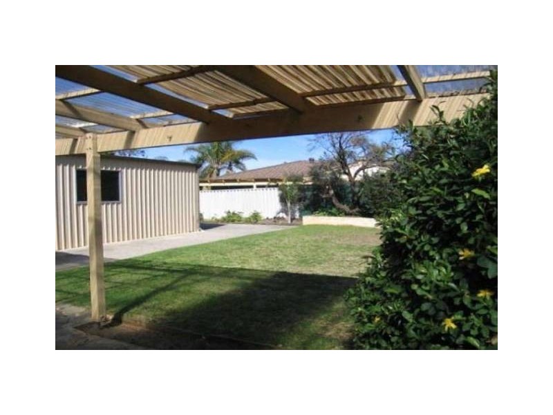 77 Ellendale Drive, Heathridge WA 6027