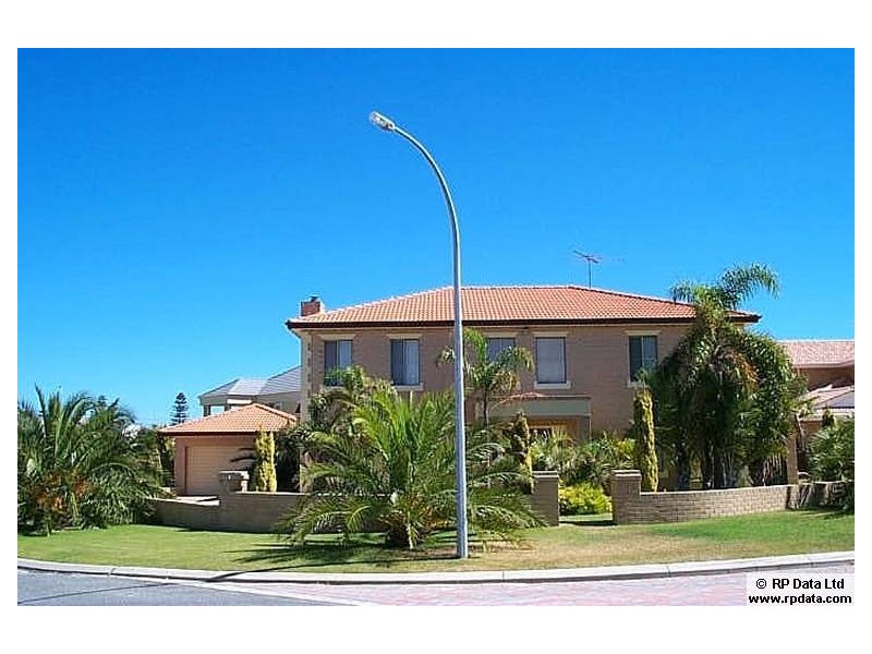 1 Rose Bay Court, Kallaroo WA 6025