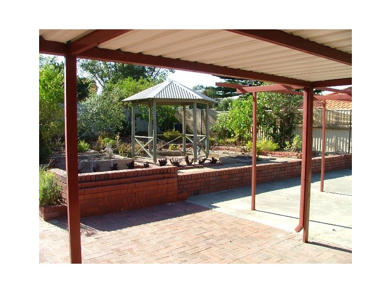 12 Civic Drive, Wanneroo WA 6065