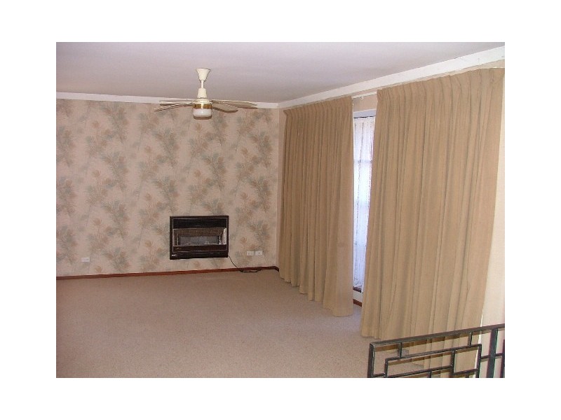 12 Civic Drive, Wanneroo WA 6065