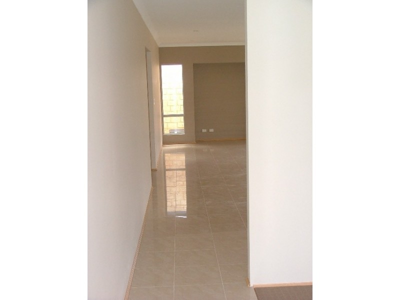 3A St Louis Ave, Hocking WA 6065