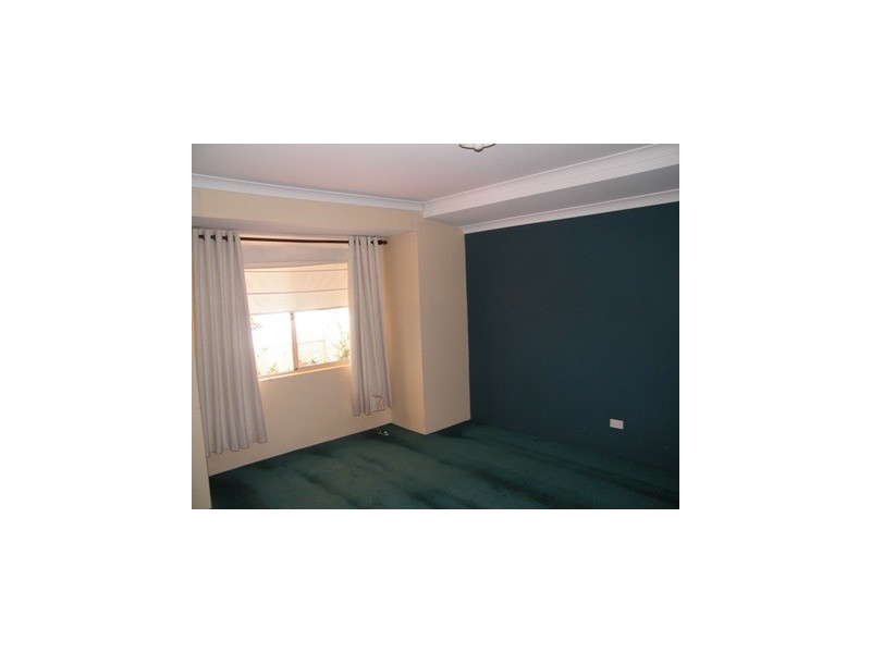 6 Brantwood Approach, Hocking WA 6065