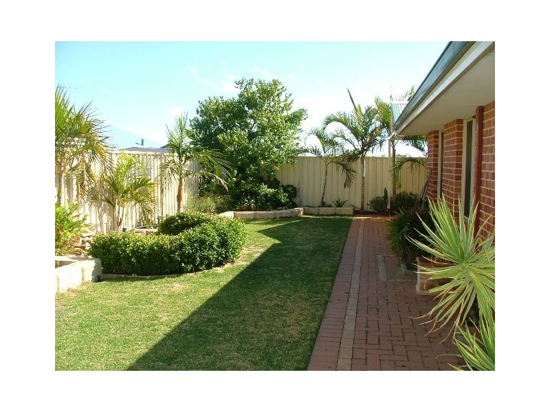 6 Brantwood Approach, Hocking WA 6065